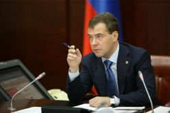 Д. Медведев упростил получение гражданства РФ иностранными инвесторами