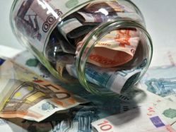 РФ выделит около миллиарда рублей на компенсацию по вкладам в Крыму